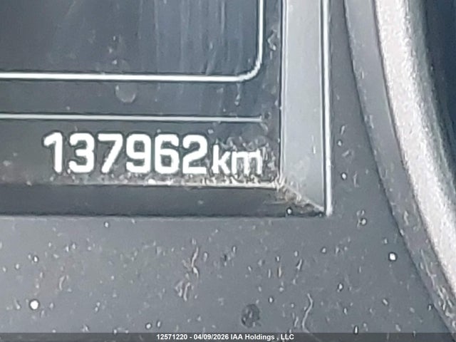 5NMZUDLB2JH068799 Hyundai Santa Fe Sport 2.4 Se
