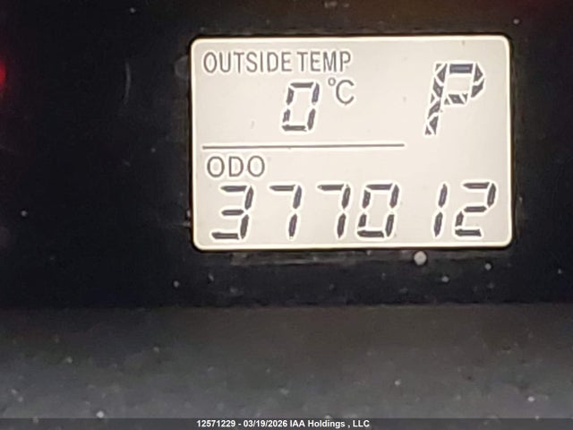12571229 :رقم المزاد ، 2T1LE4EE4AC018583 vin ، 2010 Toyota Matrix مزاد بيع