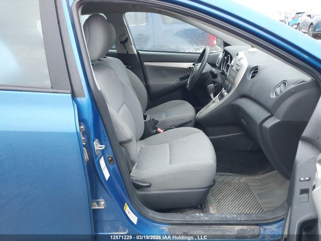 12571229 :رقم المزاد ، 2T1LE4EE4AC018583 vin ، 2010 Toyota Matrix مزاد بيع