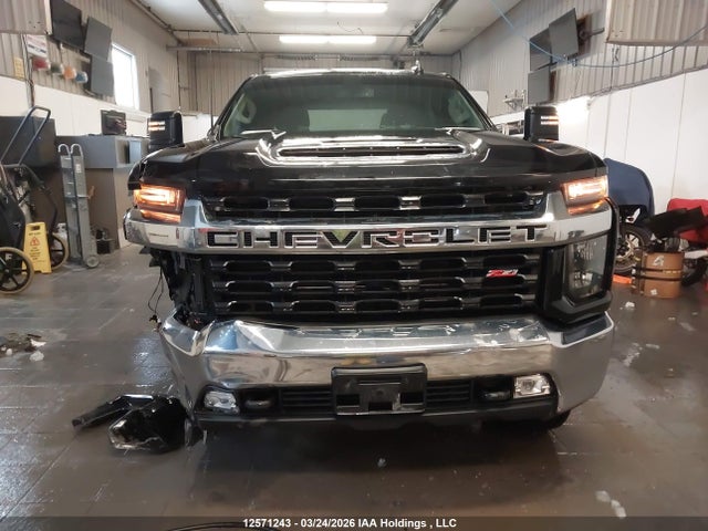 1GC4YNE78NF119383 Chevrolet Silverado K2500 Heavy Duty Lt