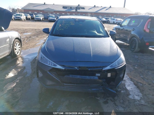 12571246 :رقم المزاد ، KMHD84LF5LU910365 vin ، 2020 Hyundai Elantra Preferred With Sun And Safety Package Auto Ivt مزاد بيع