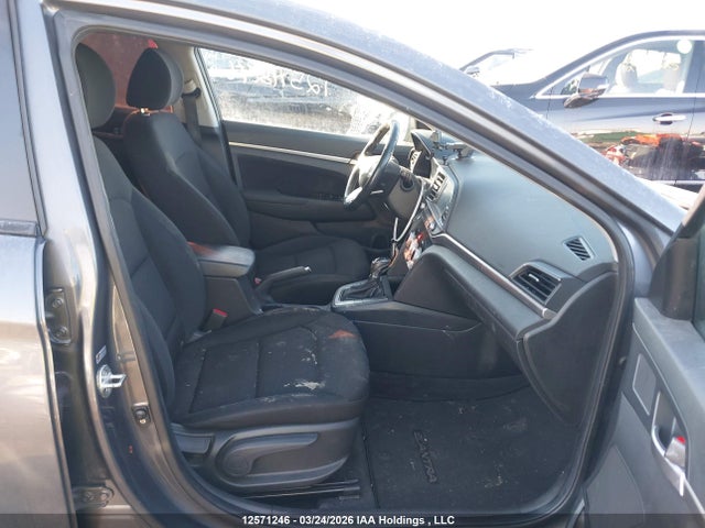 12571246 :رقم المزاد ، KMHD84LF5LU910365 vin ، 2020 Hyundai Elantra Preferred With Sun And Safety Package Auto Ivt مزاد بيع