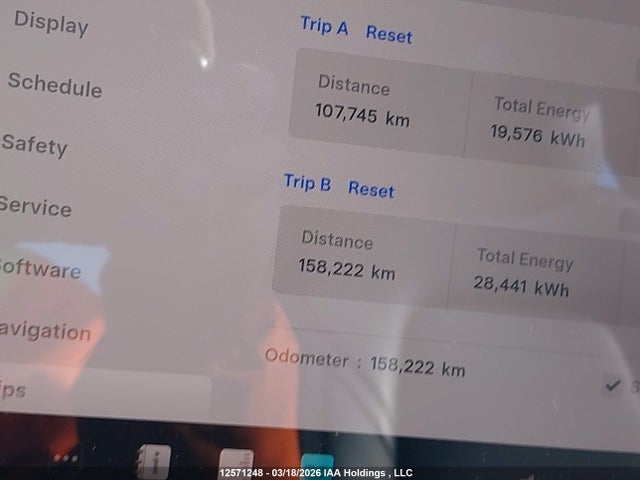 12571248 :رقم المزاد ، 5YJ3E1EA6JF020973 vin ، 2018 Tesla Model 3 مزاد بيع