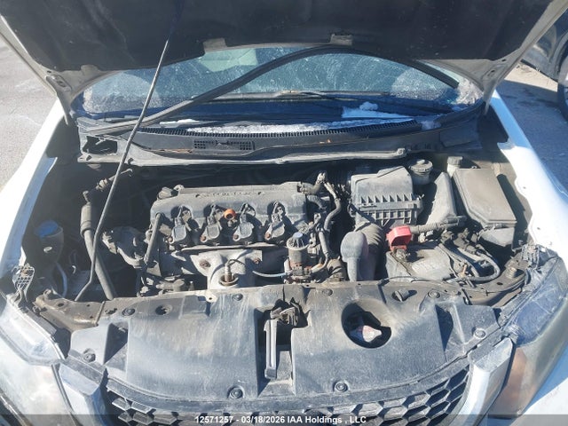 Продажа на аукционе авто 2015 Honda Civic Lx, vin: 2HGFB2E49FH049585, номер лота: 12571257