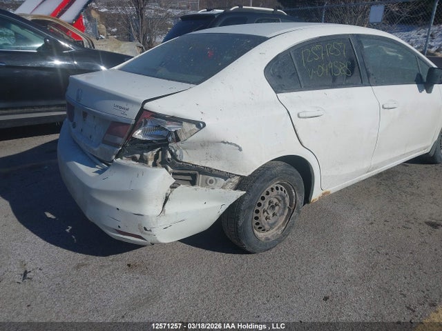 Продажа на аукционе авто 2015 Honda Civic Lx, vin: 2HGFB2E49FH049585, номер лота: 12571257