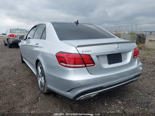 WDDHF9HB8GB310624 Mercedes-Benz E 250 Bluetec 4matic