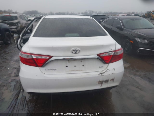 2016 Toyota Camry Le მანქანა იყიდება აუქციონზე, vin: 4T1BF1FK0GU559262, აუქციონის ნომერი: 12571280