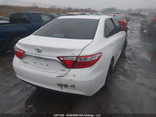 2016 Toyota Camry Le მანქანა იყიდება აუქციონზე, vin: 4T1BF1FK0GU559262, აუქციონის ნომერი: 12571280