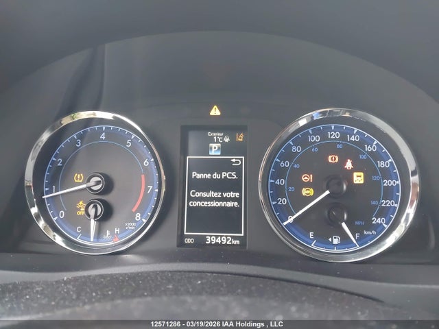 12571286 :رقم المزاد ، 2T1BURHE9JC973371 vin ، 2018 Toyota Corolla L/le/xle/se/xse مزاد بيع