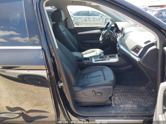 WA1ANAFY2J2204484 Audi Q5 2.0t Komfort