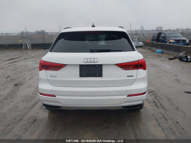 WA1AUCF38S1074186 Audi Q3 Premium 40