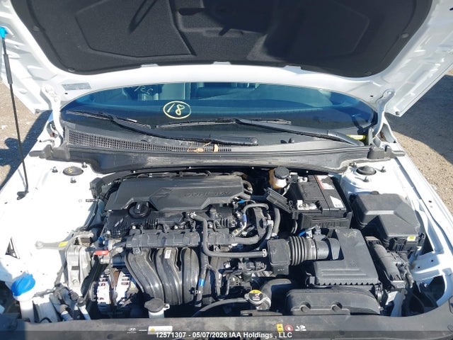 2024 Hyundai Elantra Luxury მანქანა იყიდება აუქციონზე, vin: KMHLN4DG7RU754575, აუქციონის ნომერი: 12571307