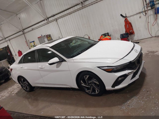 2024 Hyundai Elantra Luxury მანქანა იყიდება აუქციონზე, vin: KMHLN4DG7RU754575, აუქციონის ნომერი: 12571307