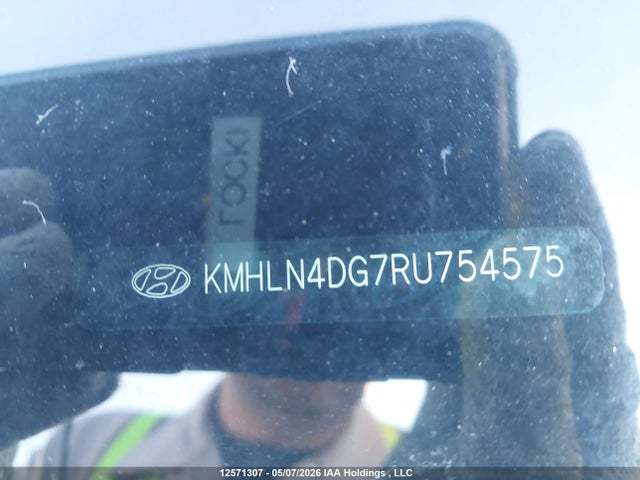 2024 Hyundai Elantra Luxury მანქანა იყიდება აუქციონზე, vin: KMHLN4DG7RU754575, აუქციონის ნომერი: 12571307