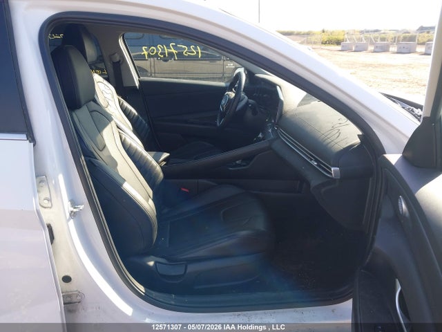 2024 Hyundai Elantra Luxury მანქანა იყიდება აუქციონზე, vin: KMHLN4DG7RU754575, აუქციონის ნომერი: 12571307