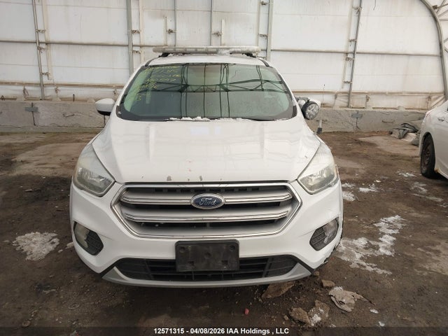 1FMCU0GD1HUA00597 Ford ESCAPE SE