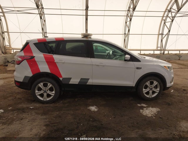 1FMCU0GD1HUA00597 Ford ESCAPE SE