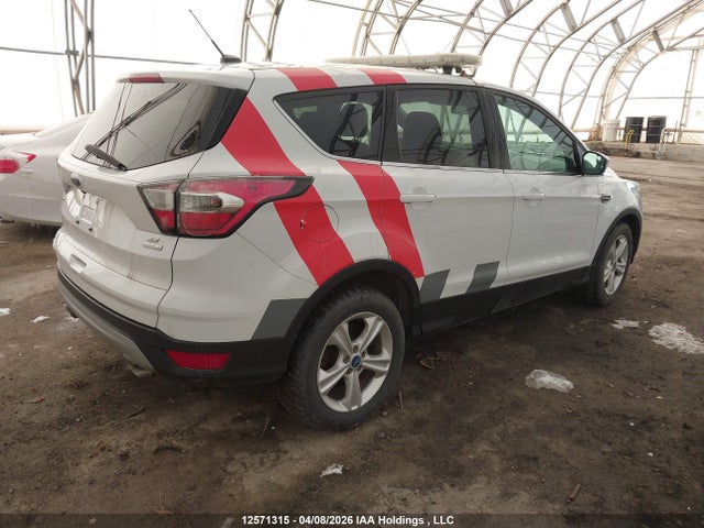 1FMCU0GD1HUA00597 Ford ESCAPE SE
