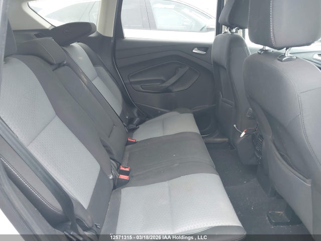 1FMCU0GD1HUA00597 Ford ESCAPE SE
