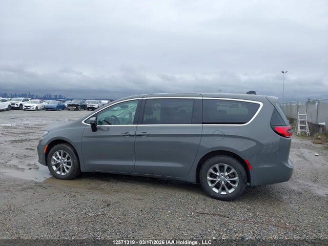 Aukcja sprzedaży 2023 Chrysler Pacifica Touring L, vin: 2C4RC3BG3PR570004, numer aukcji: 12571319