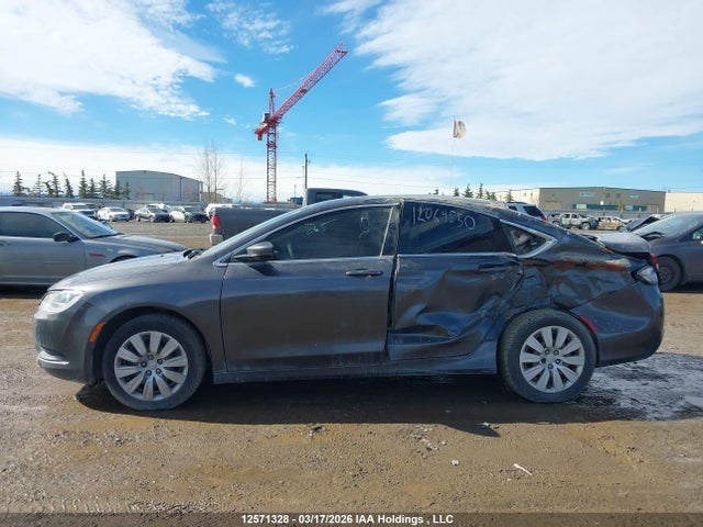 12571328 :رقم المزاد ، 1C3CCCFB3FN614720 vin ، 2015 Chrysler 200 Lx مزاد بيع