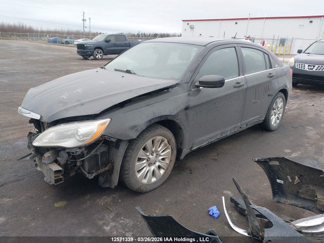 2014 Chrysler 200 Lx მანქანა იყიდება აუქციონზე, vin: 1C3CCBAB0EN232032, აუქციონის ნომერი: 12571339