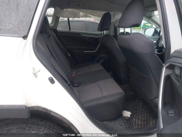 Toyota RAV4 LE 2019 2T3B1RFV1KC046367 Image 8