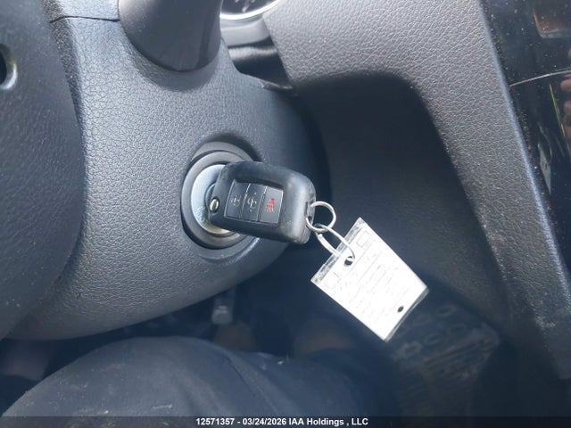 5N1AT2MT5GC881424 Nissan ROGUE S/SV