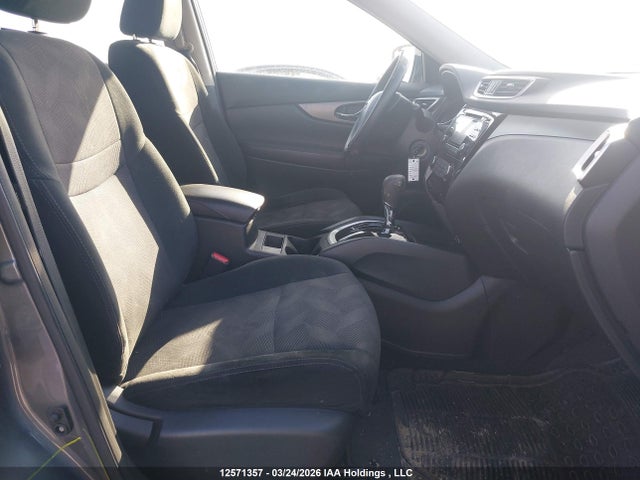 5N1AT2MT5GC881424 Nissan ROGUE S/SV