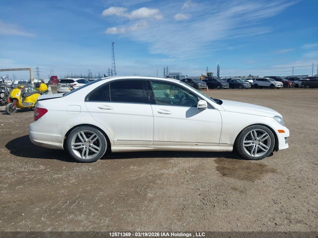 Aukcja sprzedaży 2014 Mercedes-benz C 300 4matic, vin: WDDGF8ABXEG222786, numer aukcji: 12571369
