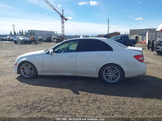 Aukcja sprzedaży 2014 Mercedes-benz C 300 4matic, vin: WDDGF8ABXEG222786, numer aukcji: 12571369