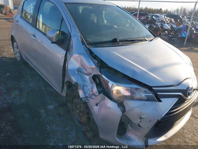 VNKKTUD30GA068015 Toyota YARIS LE