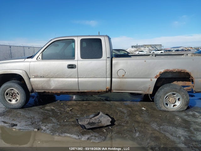 2004 Chevrolet Silverado K2500 Heavy Duty მანქანა იყიდება აუქციონზე, vin: 1GCHK29134E166784, აუქციონის ნომერი: 12571382