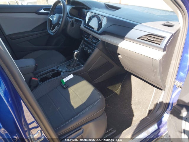 12571386 :رقم المزاد ، 3VVSX7B21RM013895 vin ، 2024 Volkswagen Taos Se مزاد بيع