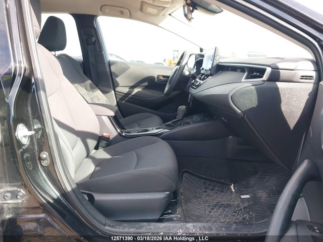 12571390 :رقم المزاد ، 5YFBPMBE1NP340887 vin ، 2022 Toyota Corolla Le مزاد بيع