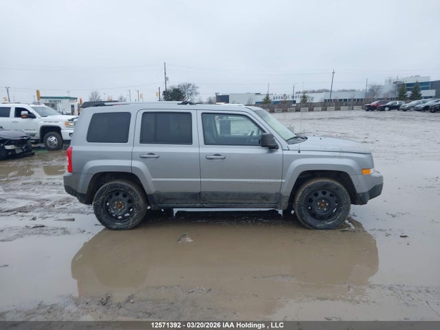 1C4NJRAB4GD510538 Jeep Patriot Sport/north