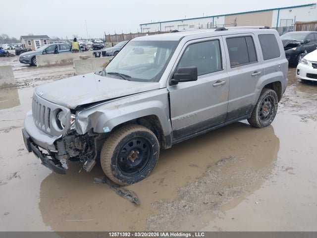 1C4NJRAB4GD510538 Jeep Patriot Sport/north