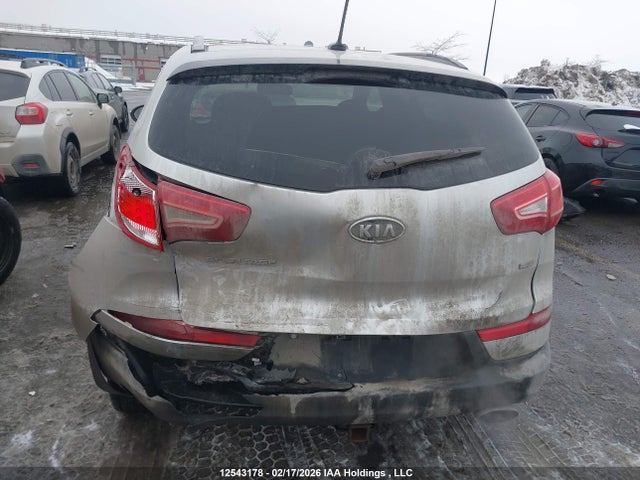 12543178 :رقم المزاد ، KNDPCCA64B7121330 vin ، 2011 Kia Sportage Sx مزاد بيع