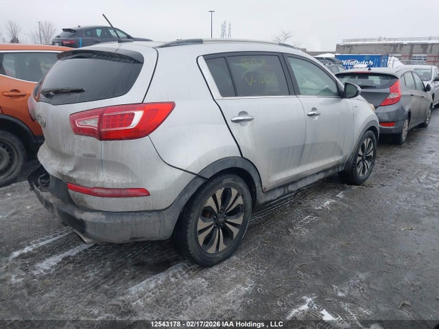 12543178 :رقم المزاد ، KNDPCCA64B7121330 vin ، 2011 Kia Sportage Sx مزاد بيع