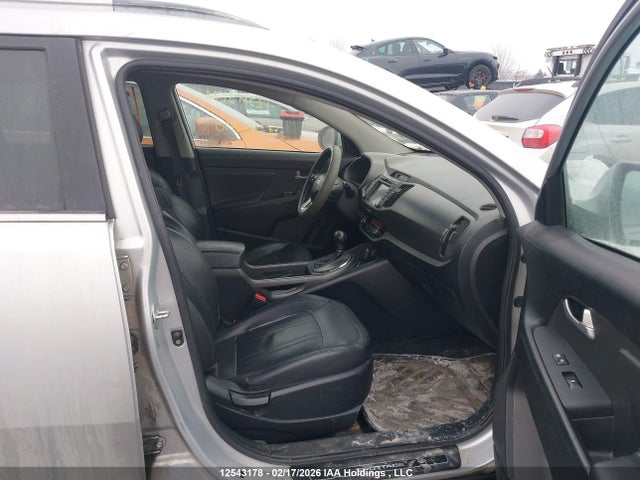 12543178 :رقم المزاد ، KNDPCCA64B7121330 vin ، 2011 Kia Sportage Sx مزاد بيع