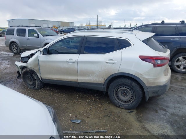 JN1BJ1BW7PW108476 Nissan Qashqai Sl/sv