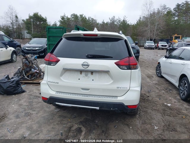 2018 Nissan Rogue მანქანა იყიდება აუქციონზე, vin: 5N1AT2MV2JC767910, აუქციონის ნომერი: 12571407