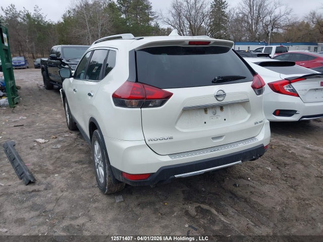 2018 Nissan Rogue მანქანა იყიდება აუქციონზე, vin: 5N1AT2MV2JC767910, აუქციონის ნომერი: 12571407