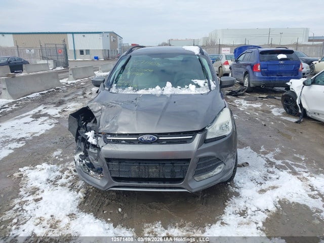 1FMCU0GX5EUA47928 Ford ESCAPE SE