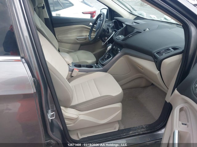 1FMCU0GX5EUA47928 Ford ESCAPE SE