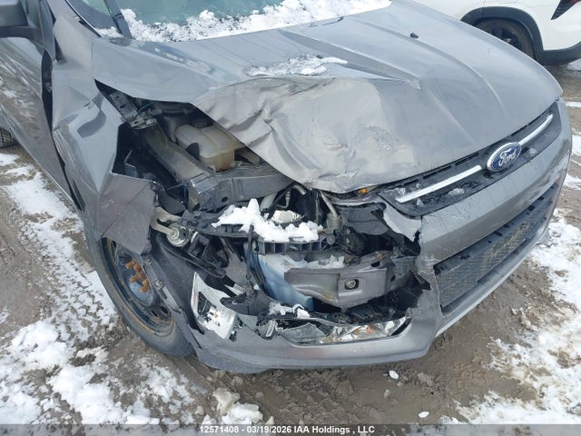 1FMCU0GX5EUA47928 Ford ESCAPE SE
