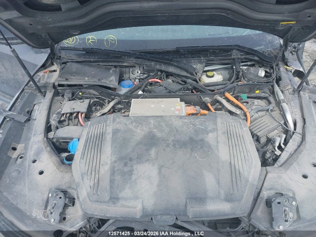 2023 Audi E-tron Chronos მანქანა იყიდება აუქციონზე, vin: WA1VAAGE1PB025654, აუქციონის ნომერი: 12571425