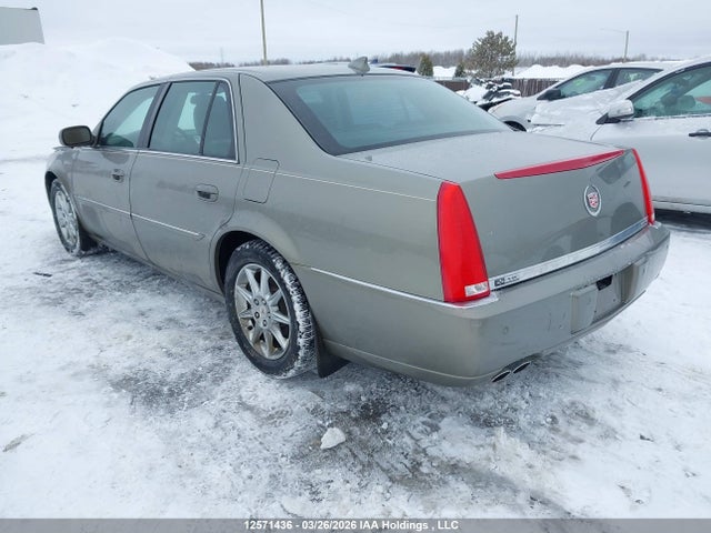 12571436 :رقم المزاد ، 1G6KD5EY5AU118339 vin ، 2010 Cadillac Dts Luxury Collection مزاد بيع