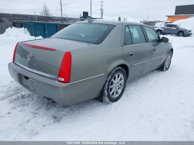 12571436 :رقم المزاد ، 1G6KD5EY5AU118339 vin ، 2010 Cadillac Dts Luxury Collection مزاد بيع