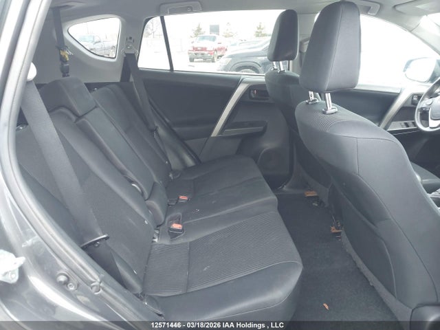 2T3ZFREV9HW324361 Toyota RAV4 LE